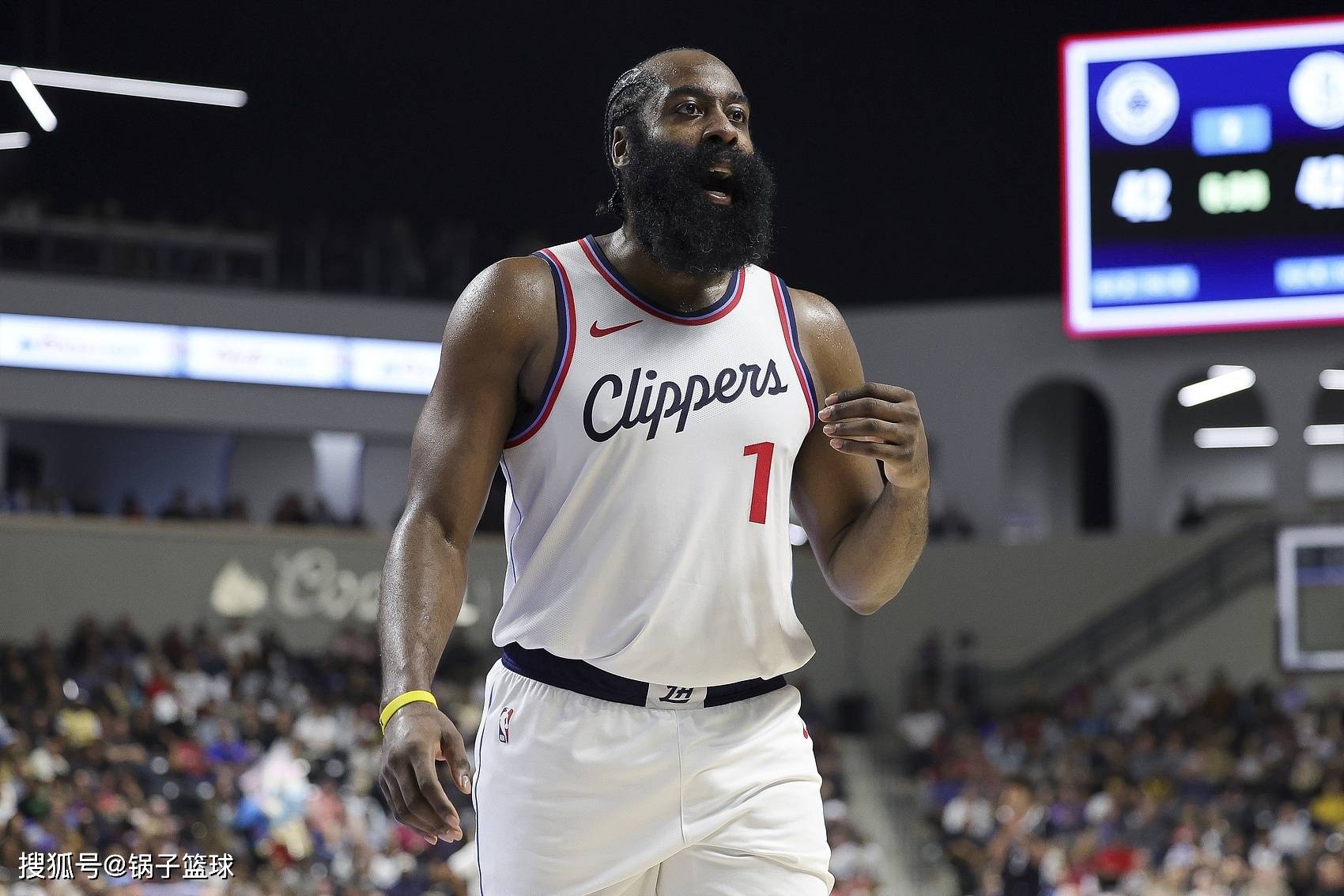 包含里程碑夜！休斯敦火箭篮板制胜，NBA常规赛今夜刷纪录，信心回归，身体对抗强度拉满的词条