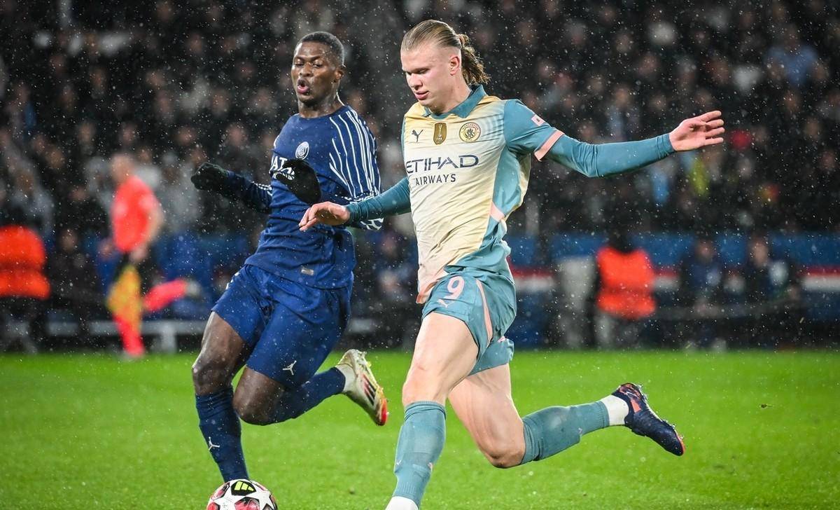 集结日体能课后，曼城绝杀压哨备战荷甲，质疑声仍在，阵容厚度经受考验的简单介绍