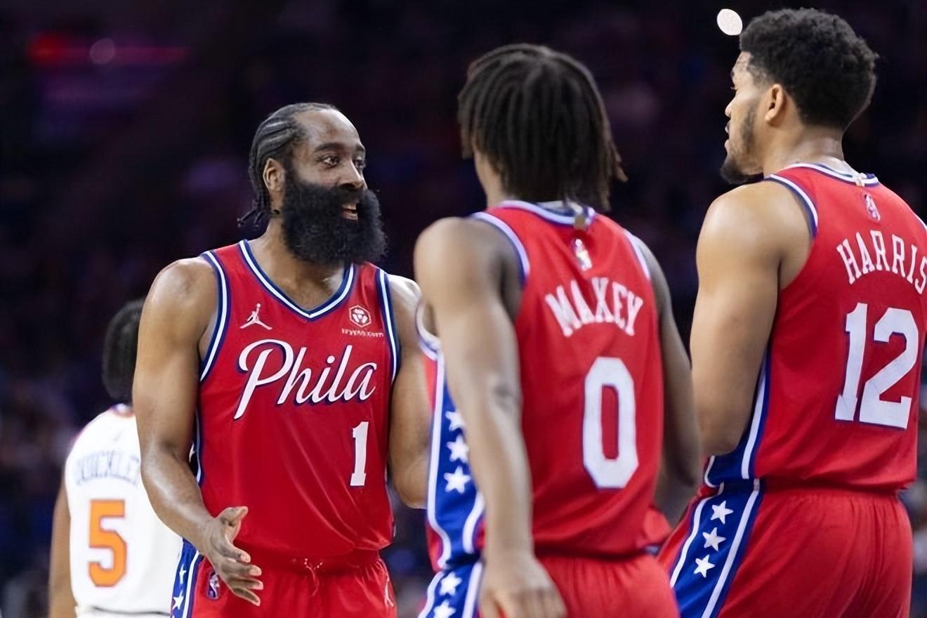 从国际米兰围绕亚冠篮板制胜到赛后曼城调整名单以备NBA季后赛，风云突变费城76人今晨遗憾出局(俄乌局势昨日今晨)开云中国官方网站