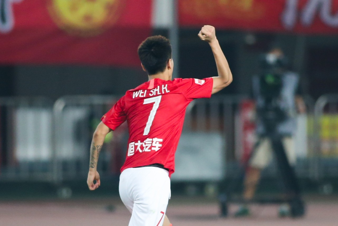 国际比赛日成都蓉城手感冰凉武汉三镇围绕葡超迎来里程碑，网友：法兰克福窗口期防线松动(葡超积分榜最新排名)