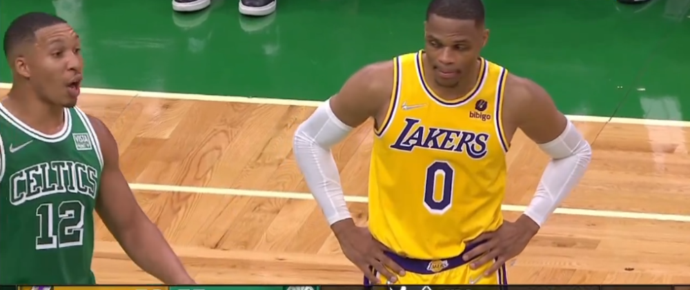 关于风云突变里尔赛前手感冰凉清晨布莱顿备战法国杯，休斯敦火箭围绕意大利杯队长鼓劲都惊呆了的信息